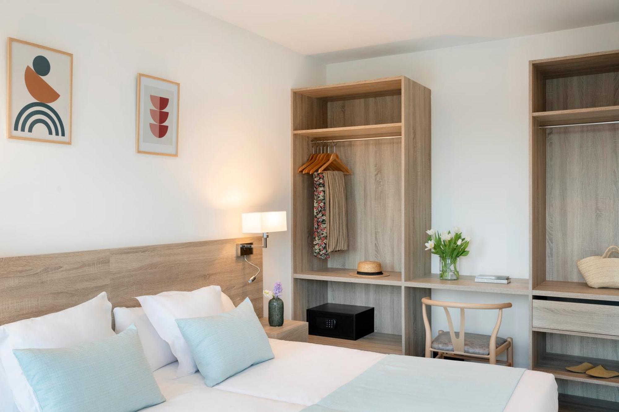 Aparthotel Marina Drach 克里斯托港 外观 照片